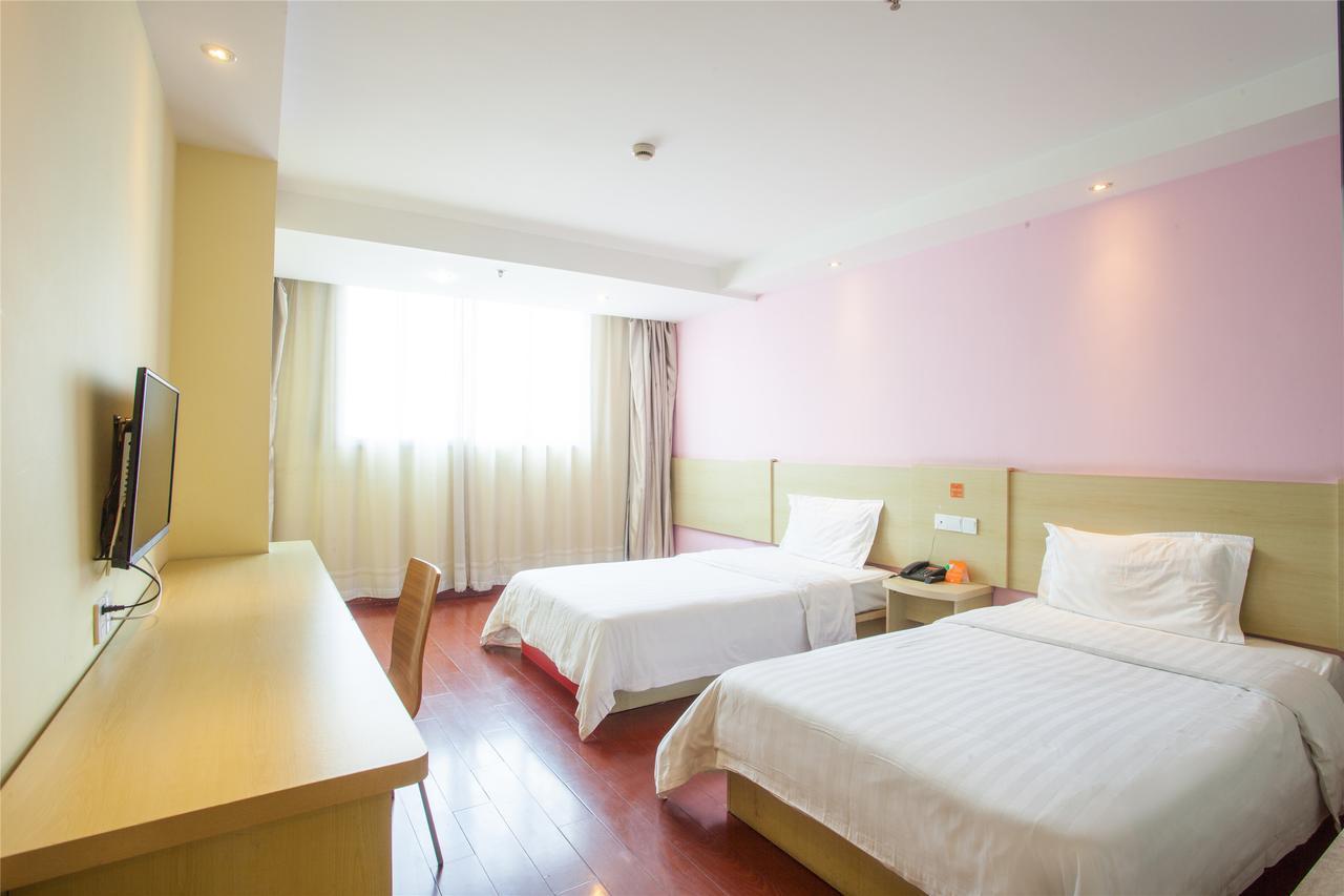 7Days Inn Qingdao Shandong Raod Zhenning Overpass Екстериор снимка