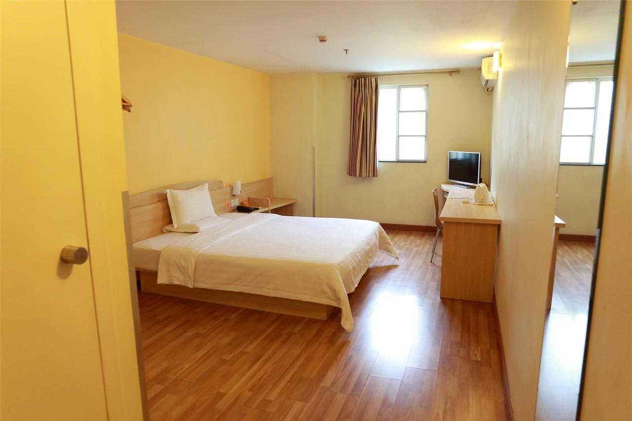 7Days Inn Qingdao Shandong Raod Zhenning Overpass Екстериор снимка