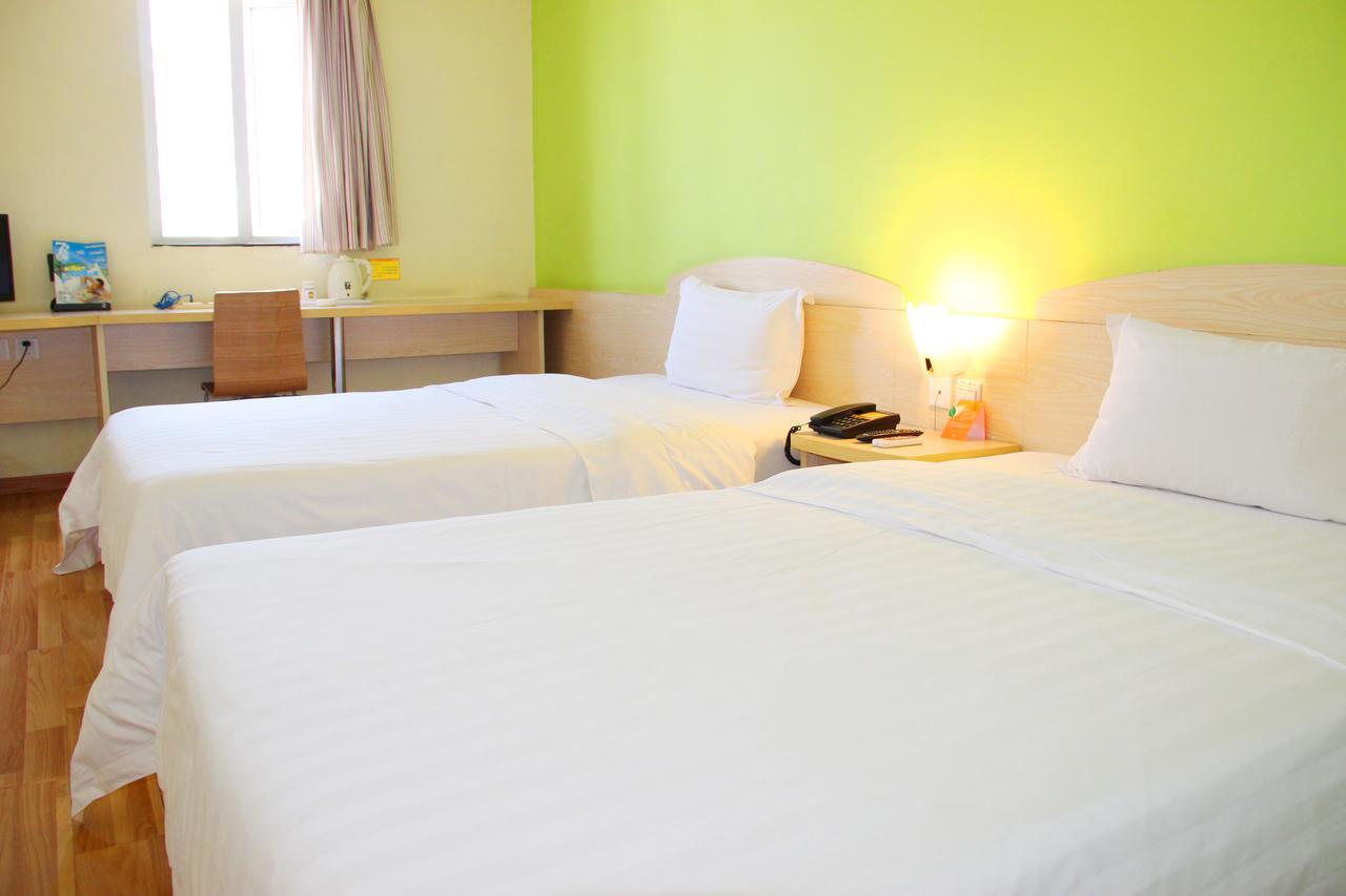7Days Inn Qingdao Shandong Raod Zhenning Overpass Екстериор снимка